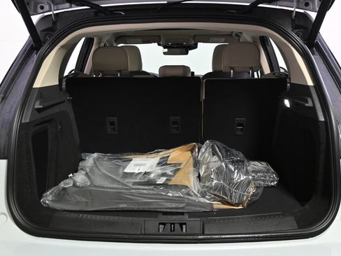 New 2026 Lincoln Corsair Premiere AWD/4WD image 19