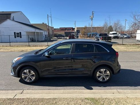 Used 2019 Kia Niro EX w/ Cold Weather Package 2.0 image 28