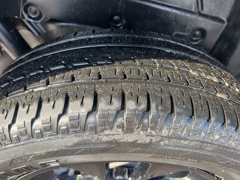 Used 2021 Jeep Wrangler Unlimited Sahara image 38