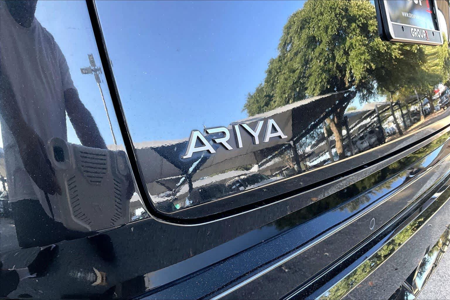 Used 2023 Nissan Ariya AWD image 9