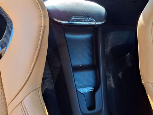 Used 2022 Chevrolet Corvette Stingray Premium Conv w/ Z51 Performance Package image 30