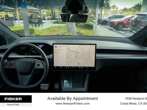 Used 2024 Tesla Model X image 19
