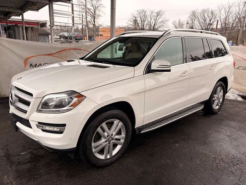 Used 2014 Mercedes-Benz GL 450 4MATIC image 8