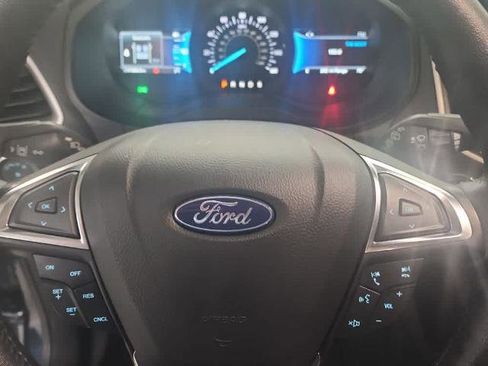 Used 2024 Ford Edge SEL w/ Sport Appearance Package AWD/4WD image 11