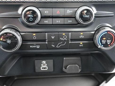 New 2025 Ford F150 XL w/ Equipment Group 103A High image 21