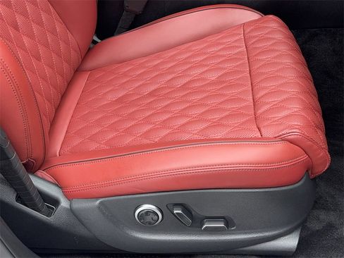 Used 2024 Genesis GV70 3.5T Sport w/ Sport Advanced Package image 45