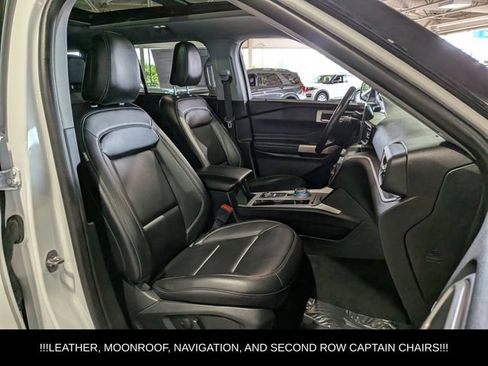 Used 2023 Ford Explorer XLT AWD/4WD image 26