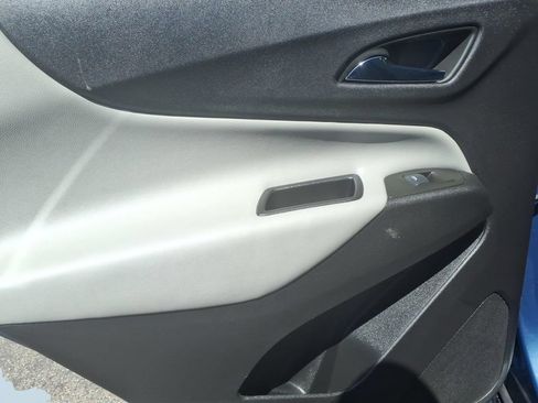 Used 2024 Chevrolet Equinox LT FWD image 10