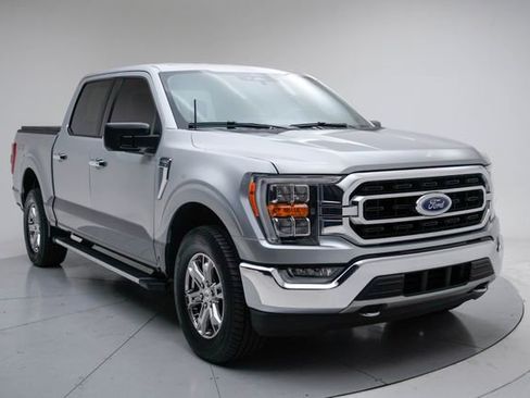 Used 2021 Ford F150 XLT w/ Equipment Group 302A High AWD/4WD image 9