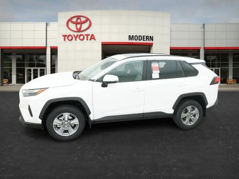 New 2025 Toyota RAV4 XLE image 7