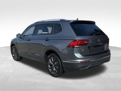 Used 2022 Volkswagen Tiguan SE image 4