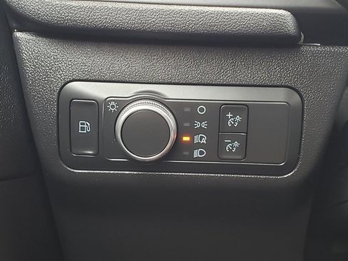 Certified 2021 Ford Escape SE image 26