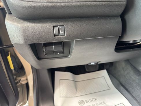 Used 2023 Chevrolet Colorado Trail Boss w/ Advanced Trailering Package image 17