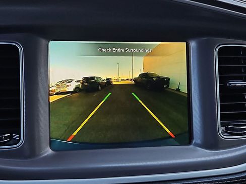 Used 2022 Dodge Charger Scat Pack w/ Dynamics Package image 28