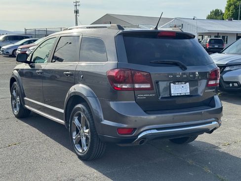 Used 2015 Dodge Journey Crossroad w/ Flexible Seating Group AWD/4WD image 3