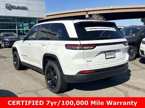 Certified 2023 Jeep Grand Cherokee Altitude image 4