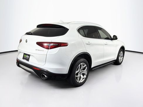 Used 2019 Alfa Romeo Stelvio RWD image 9