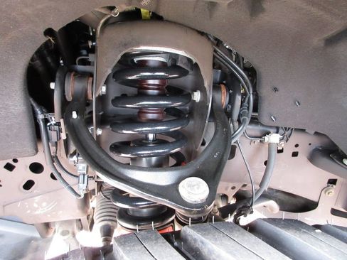 Used 2023 Ford F150 Raptor AWD/4WD image 13