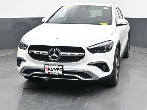 Used 2025 Mercedes-Benz GLA 250 image 4