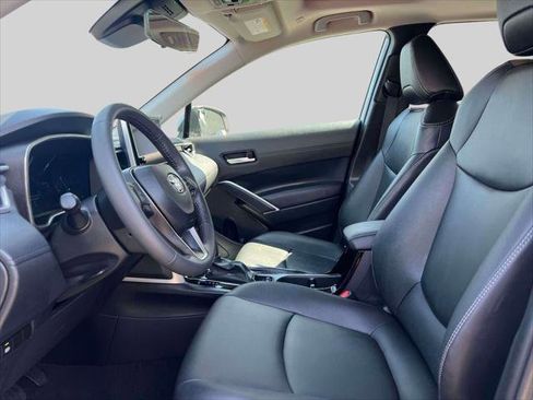 Certified 2024 Toyota Corolla Cross XLE w/ Convenience Package AWD/4WD image 17