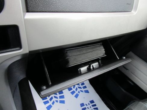 Used 2012 Ford F150 Raptor w/ Raptor Luxury Pkg image 16