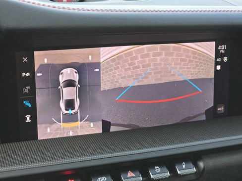 Certified 2025 Porsche 911 Carrera 4 GTS image 19