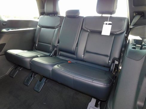 New 2025 Ford Expedition Platinum w/ Stealth Performance Package image 35