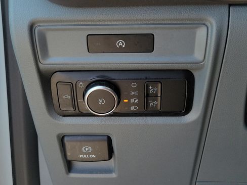 Used 2025 Ford F150 XLT w/ Equipment Group 301A Standard AWD/4WD image 14