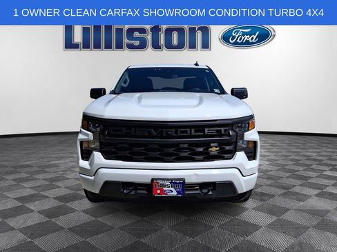 Used 2023 Chevrolet Silverado 1500 Custom AWD/4WD image 2