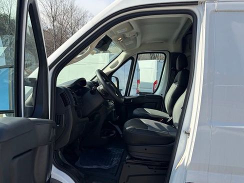 Used 2024 RAM ProMaster 3500 w/ Power Group image 15