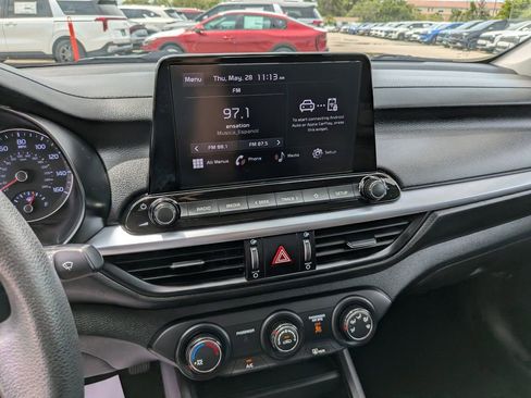 Certified 2024 Kia Forte LXS FWD image 21