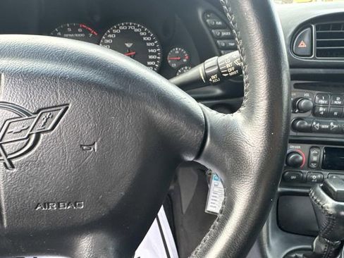 Used 2004 Chevrolet Corvette Coupe w/ Preferred Equipment Group image 15