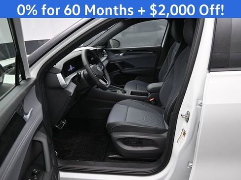 New 2026 Volkswagen Tiguan SE R-Line image 8