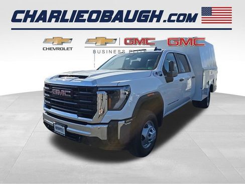 New 2025 GMC Sierra 3500 Pro w/ Convenience Package image 1