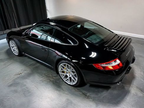 Used 2005 Porsche 911 Carrera S RWD image 54