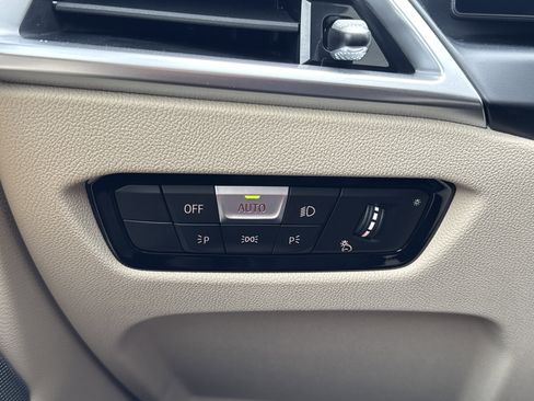 New 2026 BMW i4 xDrive40i AWD/4WD image 18
