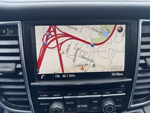 Used 2014 Porsche Panamera 4 image 21