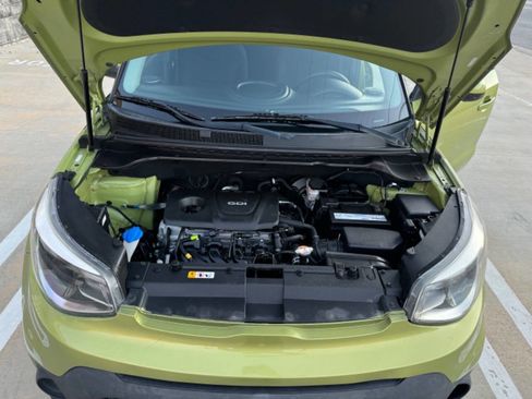 Used 2019 Kia Soul image 12