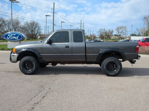 Used 2004 Ford Ranger XLT image 5