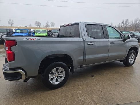 Used 2025 Chevrolet Silverado 1500 LT AWD/4WD image 12