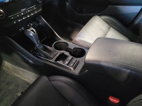 Used 2017 Hyundai Tucson SE Plus AWD/4WD image 26
