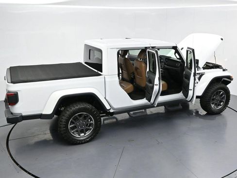 Used 2020 Jeep Gladiator Overland w/ Popular Equipment Package AWD/4WD image 36