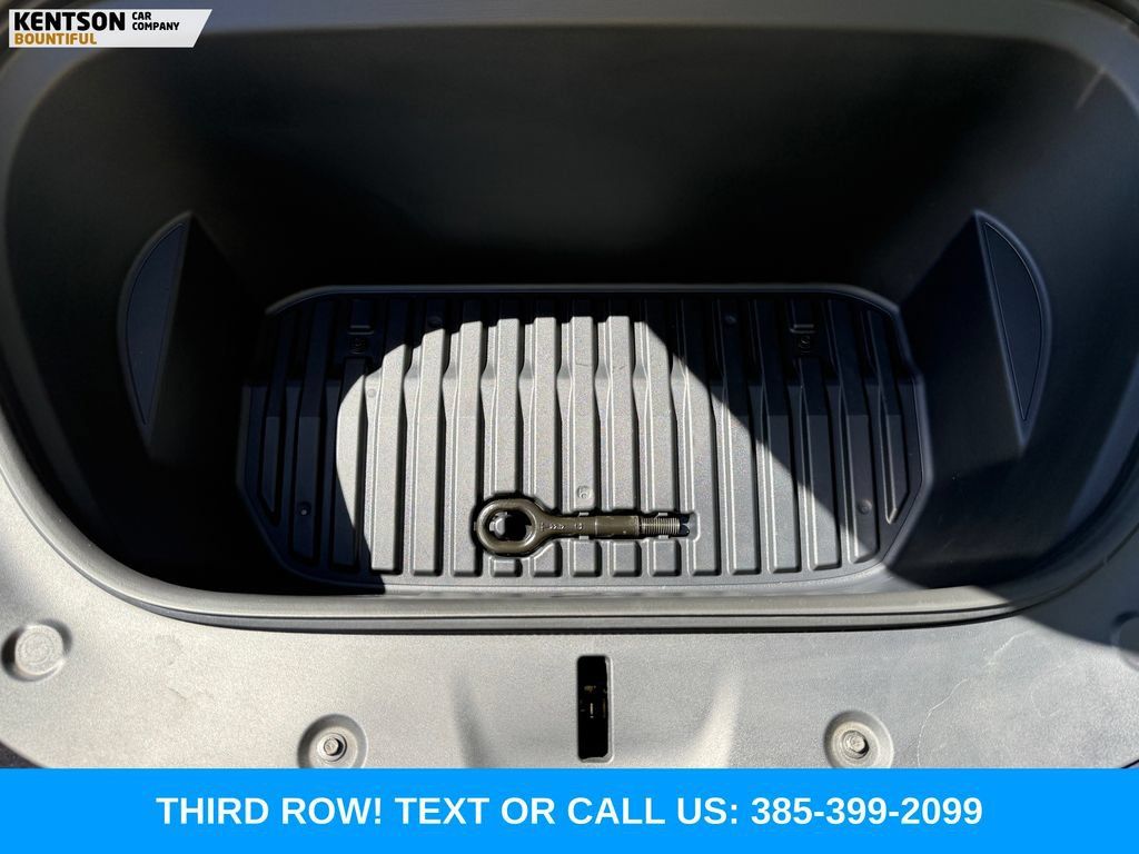 Used 2023 Tesla Model Y Long Range AWD/4WD image 36