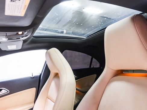Certified 2018 Mercedes-Benz CLA 250 image 33