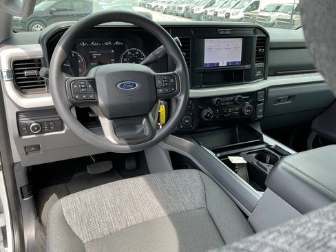 Used 2025 Ford F250 XLT w/ FX4 Off-Road Package AWD/4WD image 27
