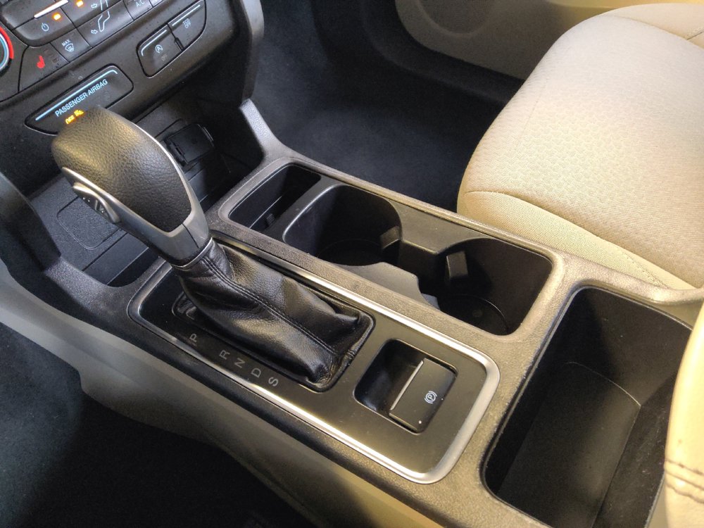 Used 2019 Ford Escape SE FWD image 26