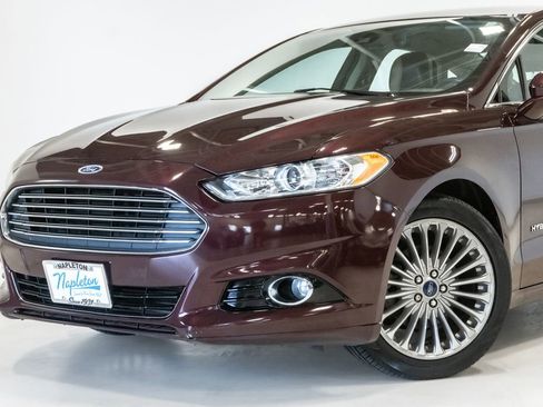 Used 2013 Ford Fusion Titanium w/ Titanium Driver Assist Pkg FWD image 2
