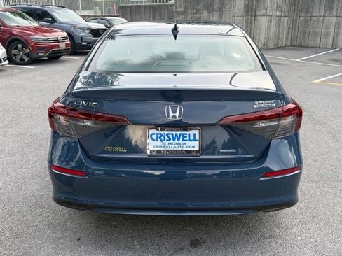 Used 2025 Honda Civic Sport Touring image 6