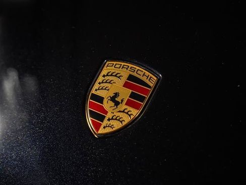 Certified 2026 Porsche Macan AWD/4WD image 13