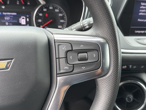 Used 2021 Chevrolet Blazer LT w/ LPO, Black Accent Package FWD image 25